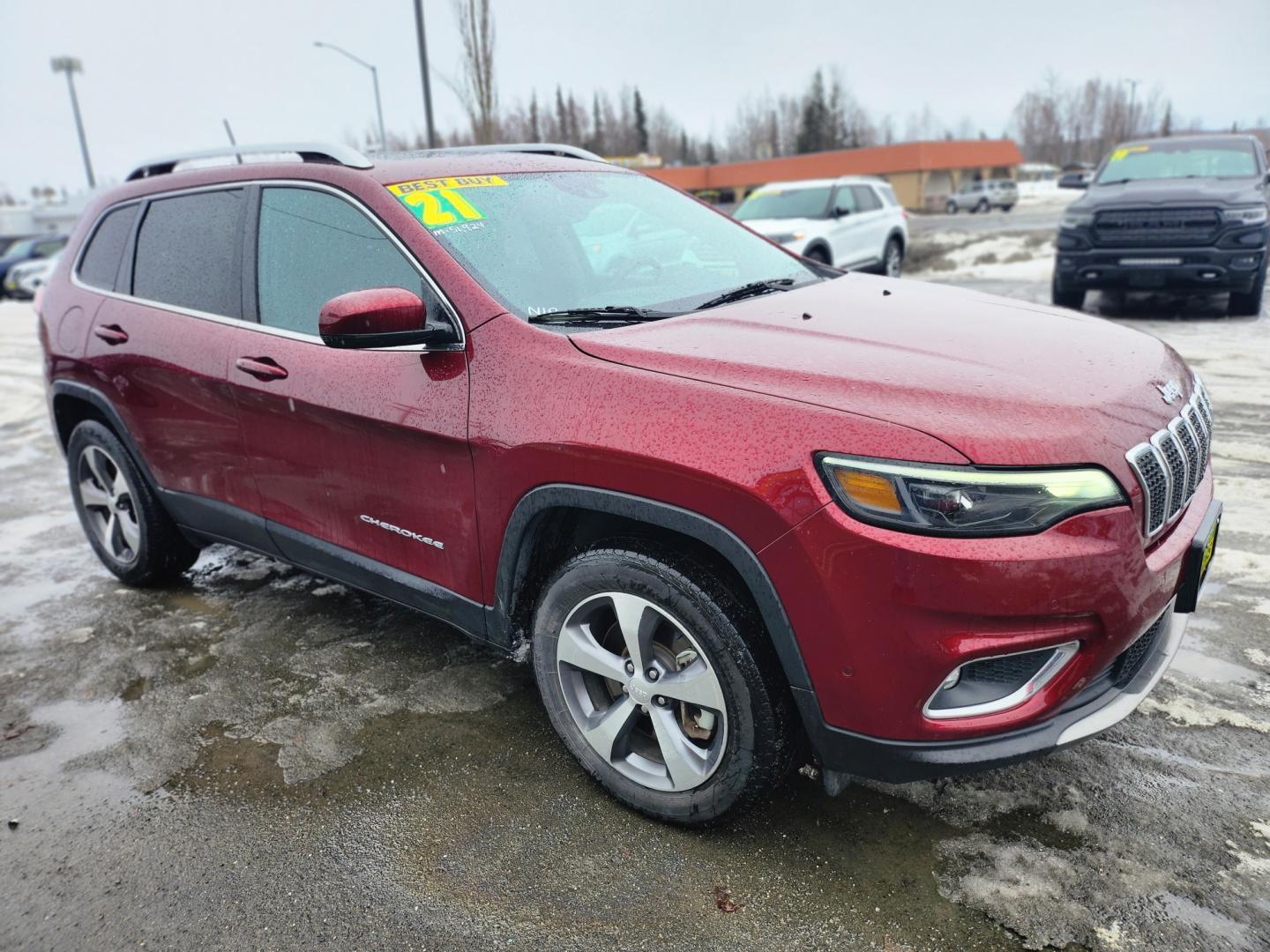 2021 RED /BLACK LEATHER JEEP CHEROKEE LIMITED (1C4PJMDX3MD) with an 3.2L engine, Automatic transmission, located at 1960 Industrial Drive, Wasilla, 99654, (907) 274-2277, 61.573475, -149.400146 - Photo#7